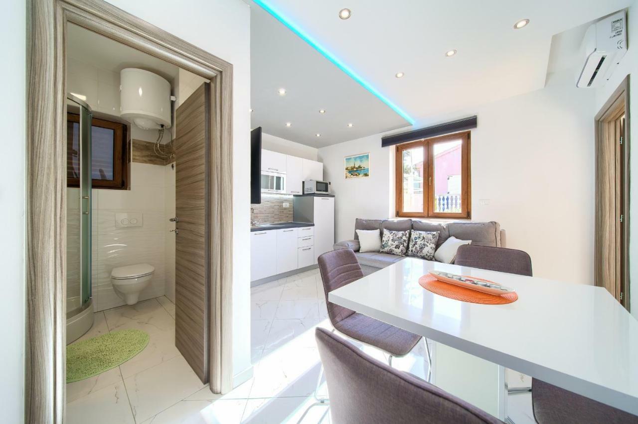 Nadija Studio Apartmani Krk Town Dış mekan fotoğraf