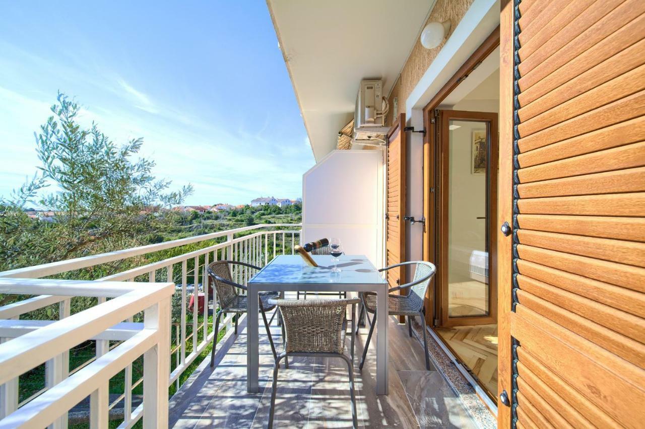 Nadija Studio Apartmani Krk Town Dış mekan fotoğraf